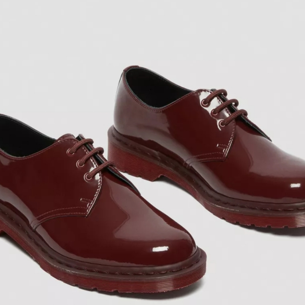 Dr. Martens Made In England mono oxblood red patent leather 1461 3-eye women's 8 - Picture 11 of 12